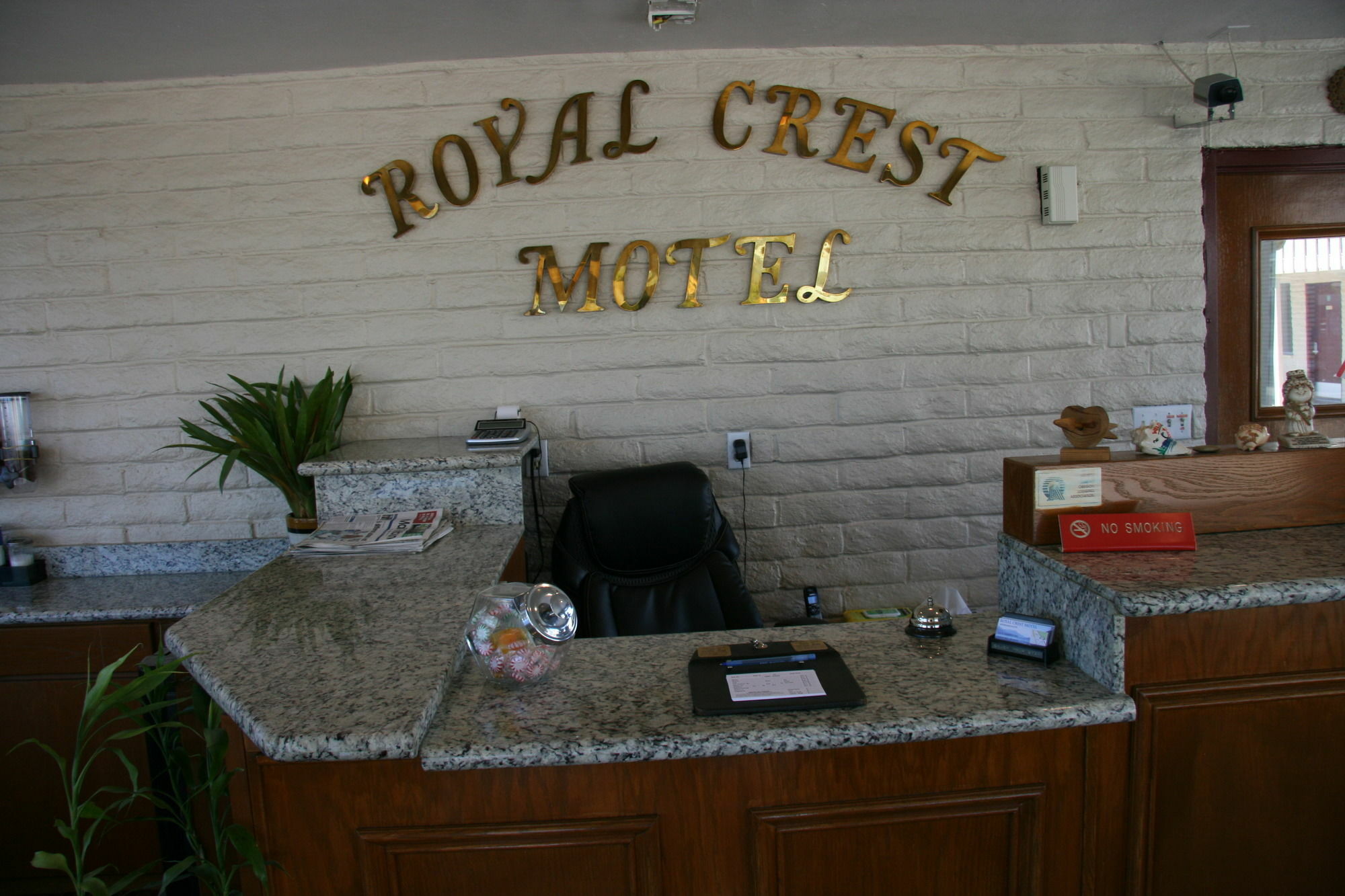 Royal Crest Motel Medford Exteriör bild